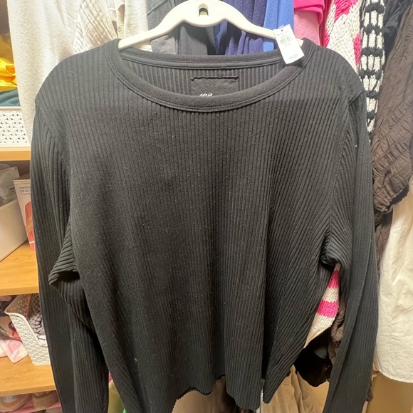 Black Aerie Ribbed Longsleeve - Picture 1 of 2